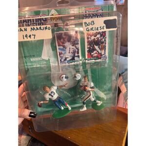 1997 Kenner Starting Lineup Classic figure set with Dan Marino & Bob Griese.